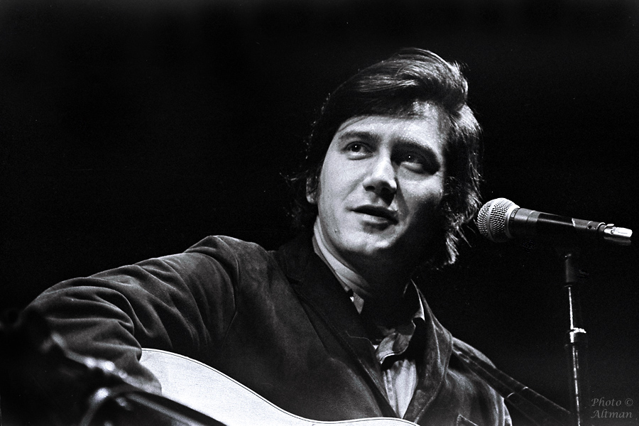 [Photo of Phil Ochs]